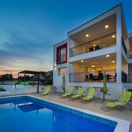 Luxury Dvornice *