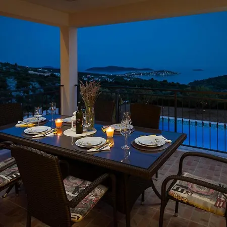 Luxury Dvornice