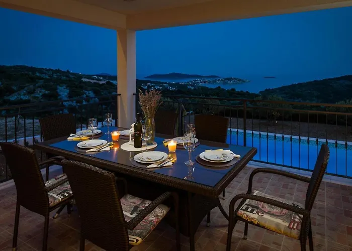 Luxury Dvornice